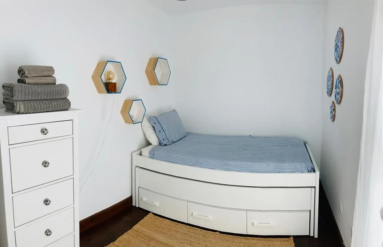 El Balcon Blue, Cotillo