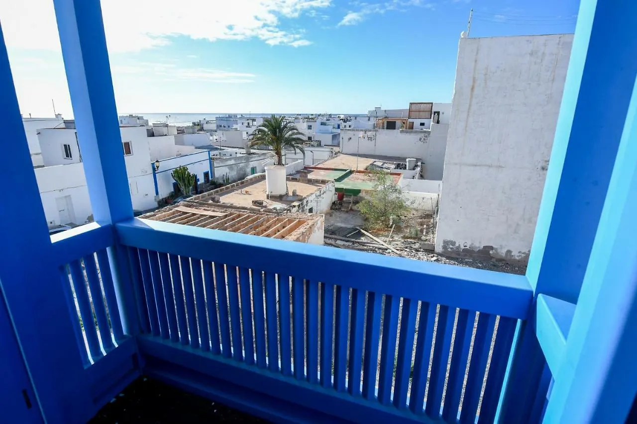 El Balcon Blue, Cotillo